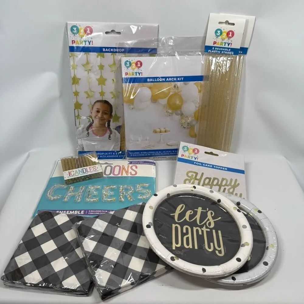 D13 Party City Party Decorations- 11 piece Let's party cheers birthday party d